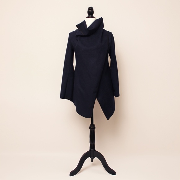 Multi-Style Blue Jacket - Picture 2 of 4